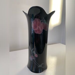 Vintage Whimsy dark Vampy “Tango by Mikasa mauve poppy blk 9inch tulip top vase